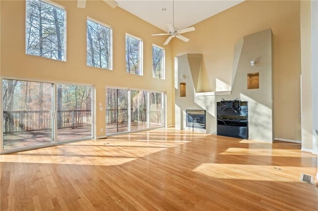 Building Photo - 3010 Bluffton Way