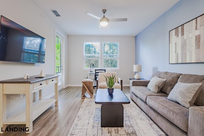 Foto del edificio - 2331 Commerce Park Dr NE