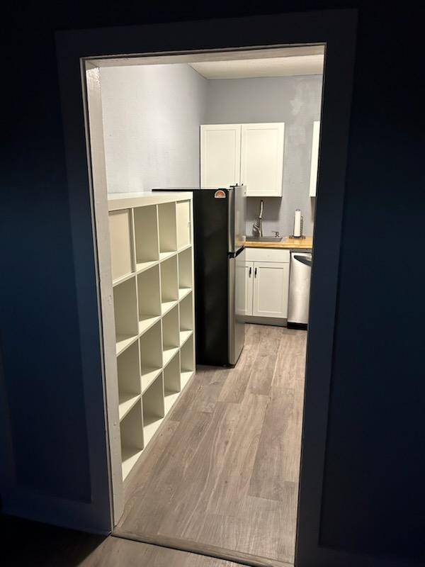 Kitchen - 2202 E Morton St
