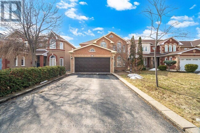 Photo du bâtiment - 80 Hood Crescent