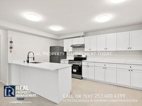 Building Photo - 7843 Pacific Ave