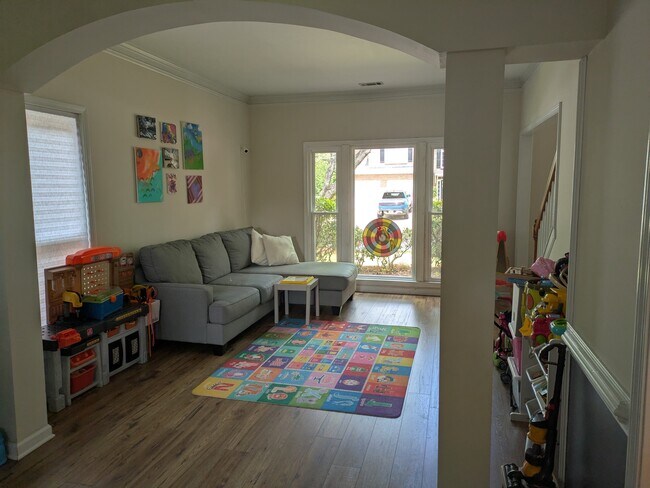 Foto del edificio - 4736 Woodland Brook Ct SE