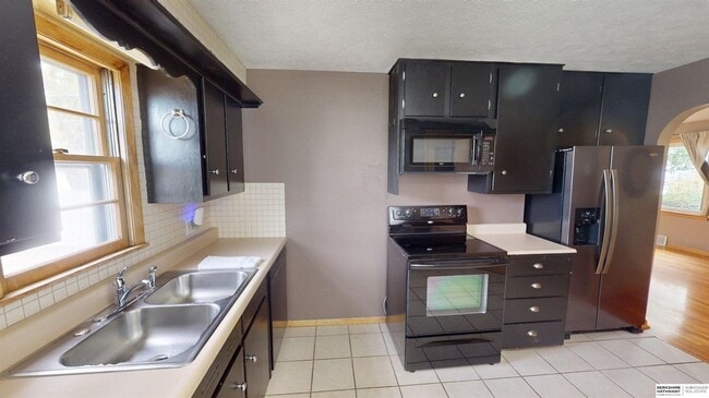 Building Photo - 7086 Spencer St