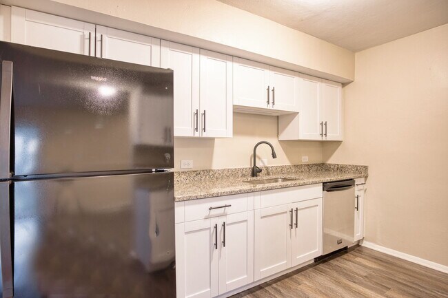 Foto del edificio - 5721 E Hastings Arch