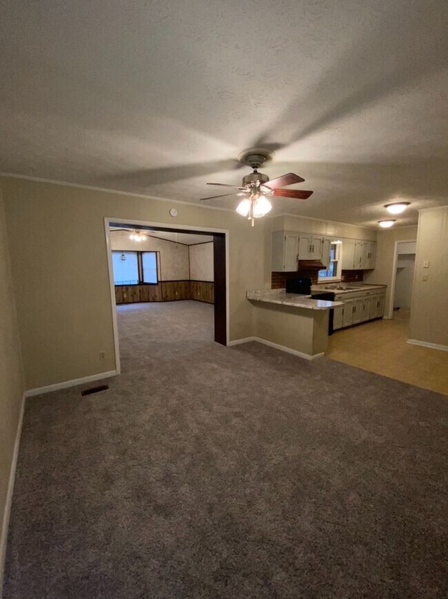 Foto del edificio - 1329 Montevallo Rd