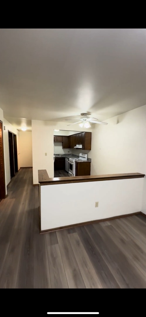 Building Photo - Spacious 2-Bedroom Apartment