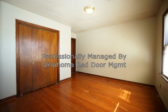 Foto del edificio - 2505 N Harvey Ave