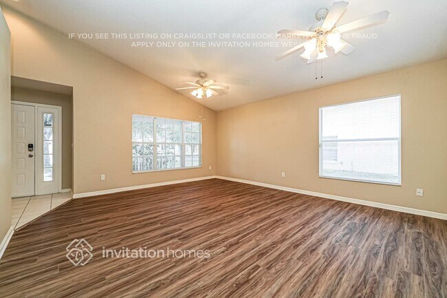 Foto del edificio - 6240 Crickethollow Dr