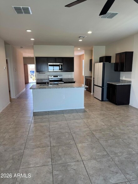Foto del edificio - 24718 N 184th Ln