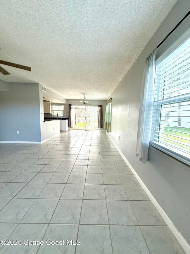 Building Photo - 417 Ibis Ln