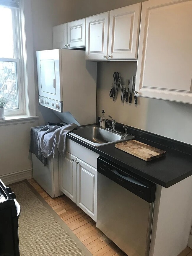 Photo - 4218 N Clark St Apartment