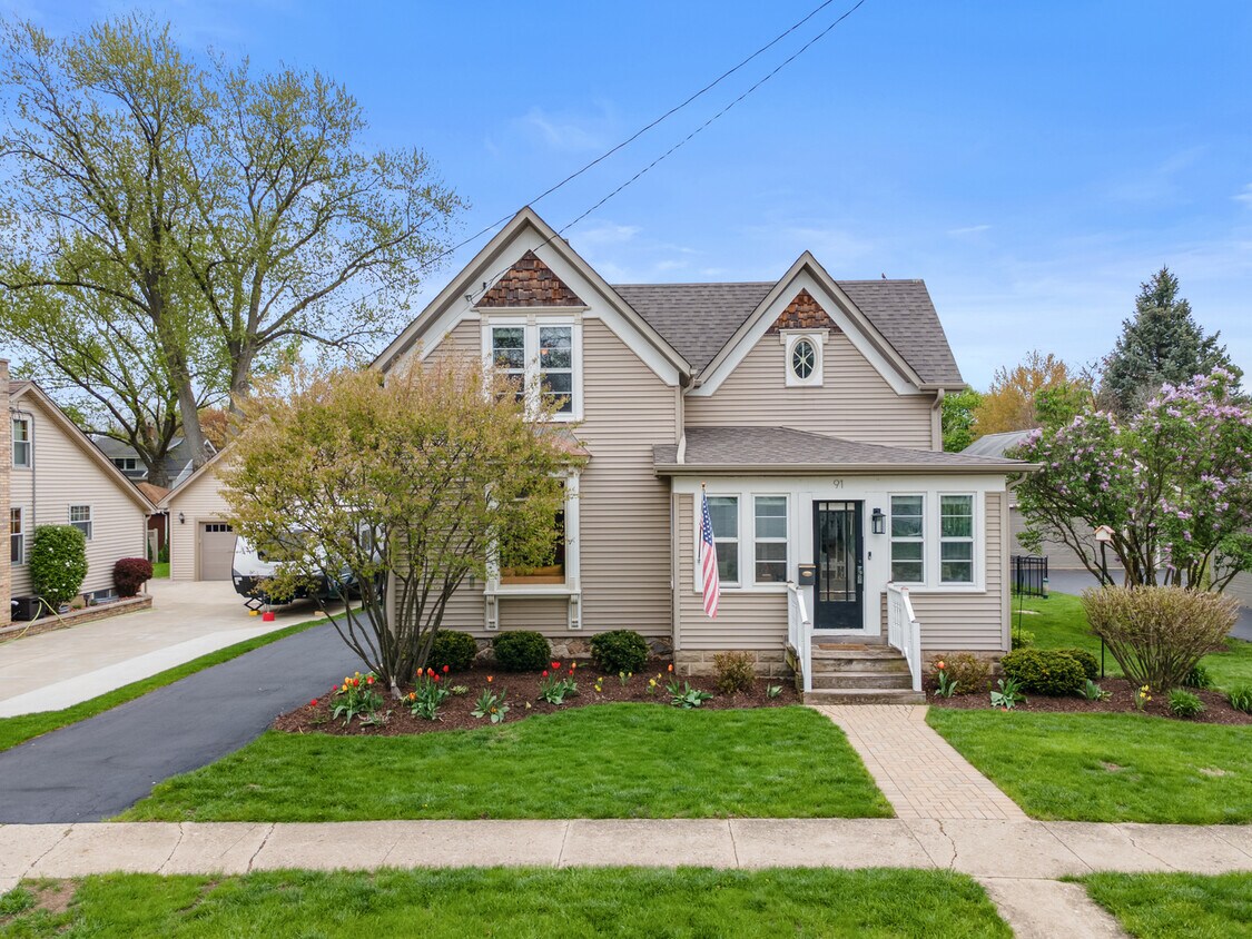 Primary Photo - 91 Pomeroy Ave