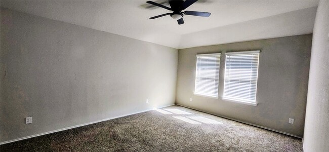 Building Photo - 702 Rd 5138