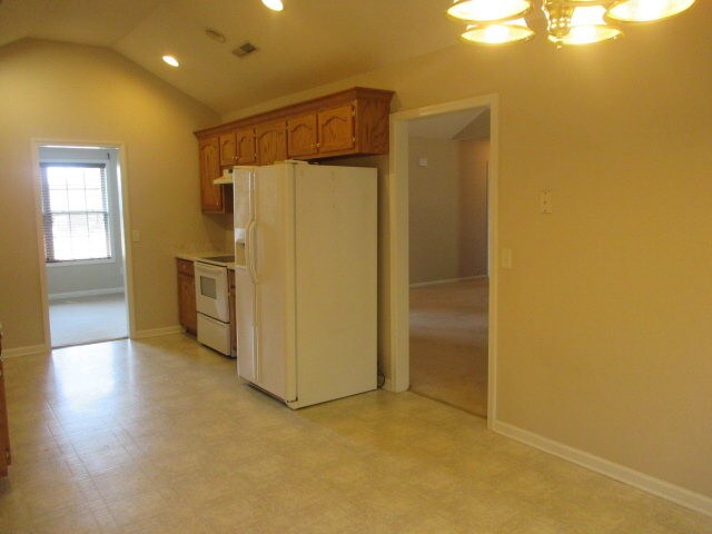 Building Photo - 5025 Knollwood Dr