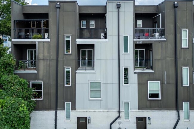 Foto del edificio - 456 Parkway Dr NE