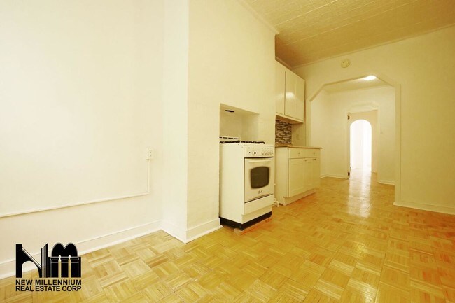 Building Photo - 202 Greenpoint Avenue