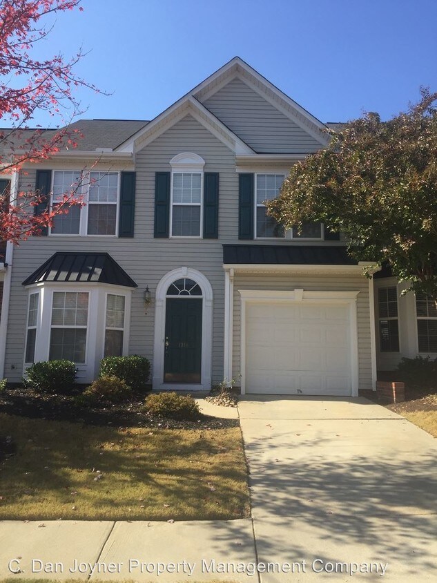 Primary Photo - 1316 Alexandrite Ln