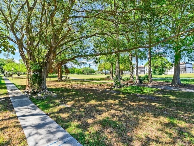 Photo - 8401 Lagos De Campo Blvd Apartment