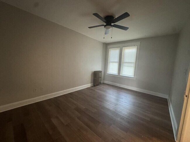 Building Photo - 4802 Frederick Ave