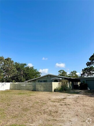 Building Photo - 6916 Alderwood Dr