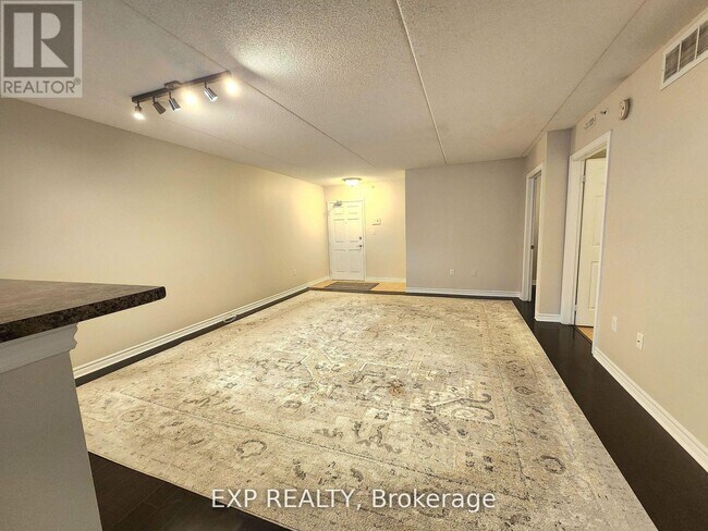 Photo du bâtiment - 1350 Main St E