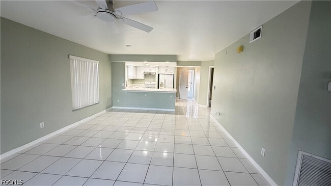 Building Photo - 28 Cosmopolitan Dr