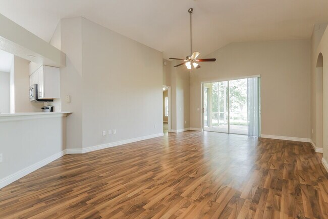 Building Photo - 3205 Saturn Ct