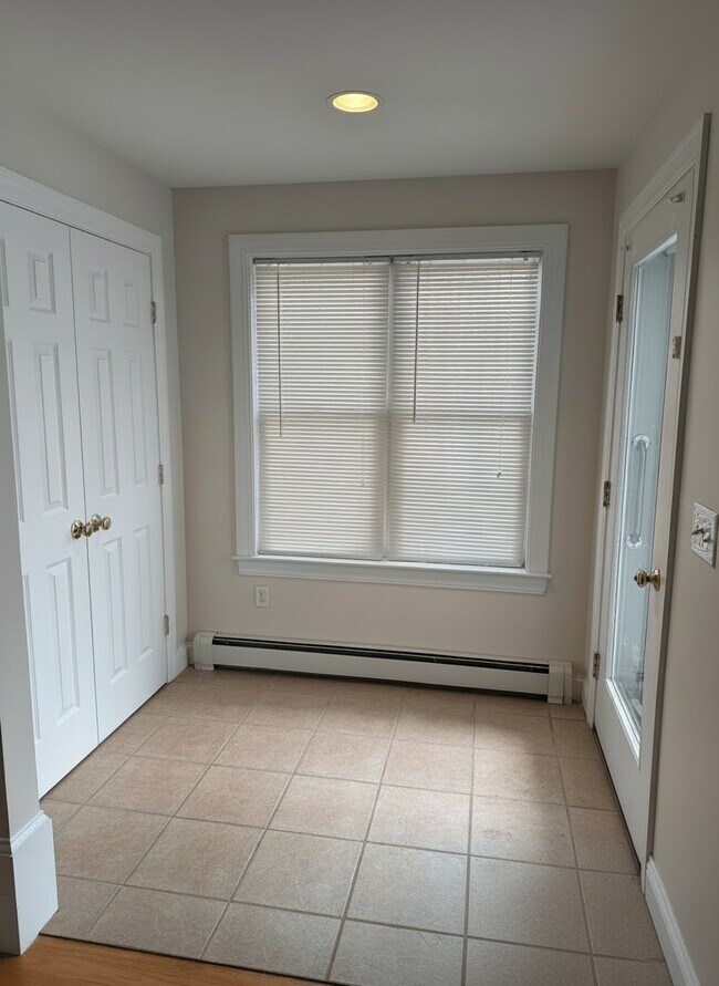 Foto del edificio - 1 Horseshoe Dr