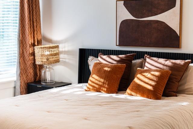 Building Photo - 2505 Thornton Rd