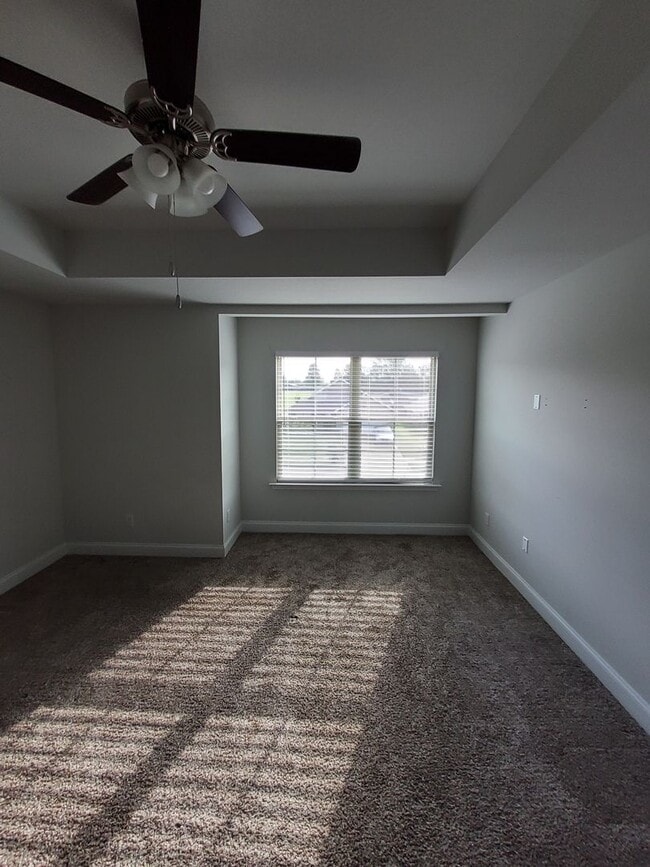 Building Photo - 8799 Arendale Dr
