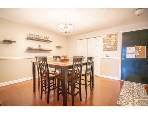 Foto del edificio - 11 Shadowbrook Ln