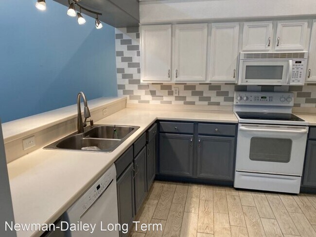 Building Photo - 3 br, 2 bath House - 216 Diamond Cove