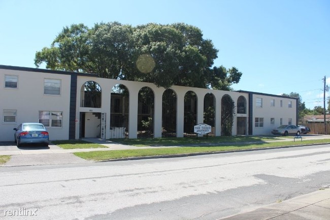 Building Photo - 700-710 50th St N