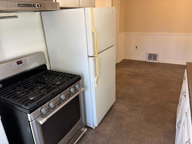 Foto del edificio - 3 bed/2 bath single family in Fulton Heights available!!
