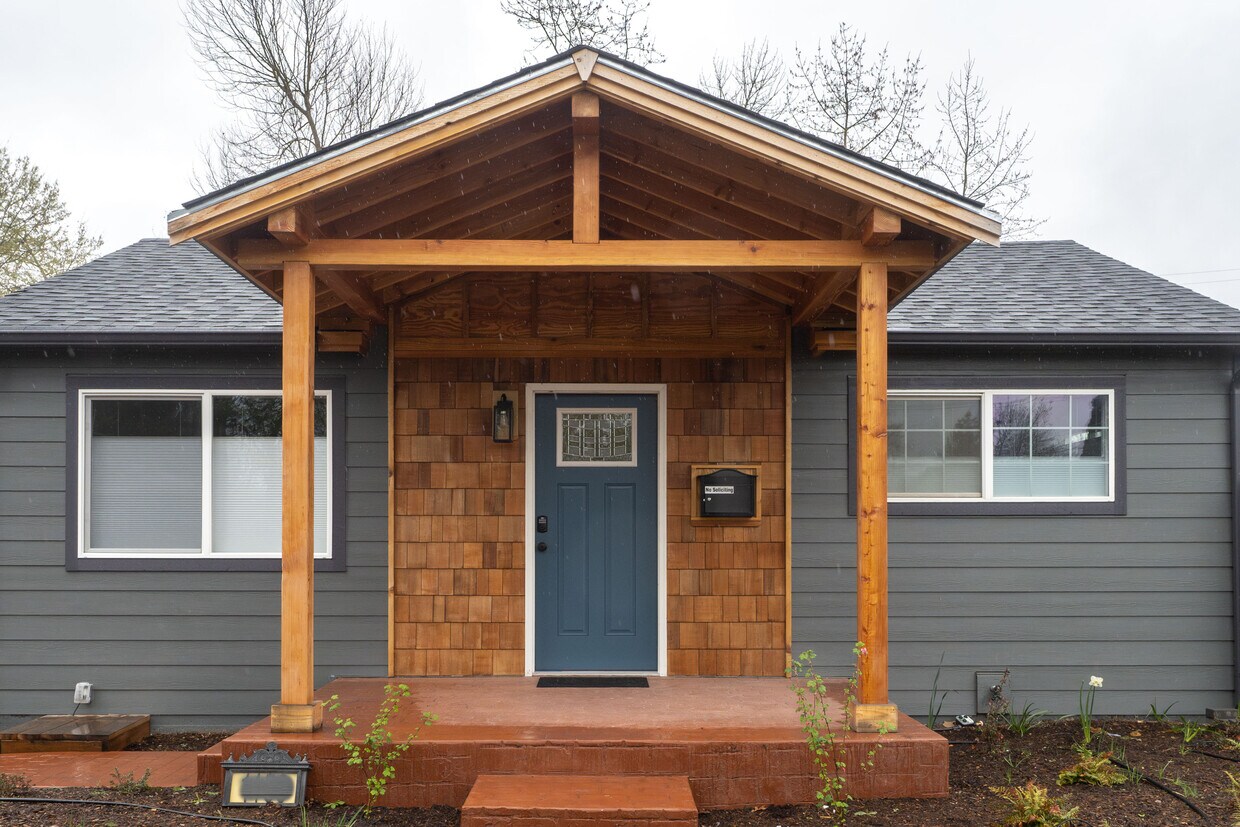 Primary Photo - 1456 McKinley Ct