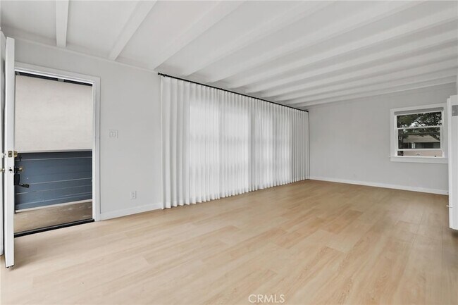 Foto del edificio - 297 Wave St