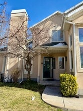 Building Photo - 1140 Parkway Ave