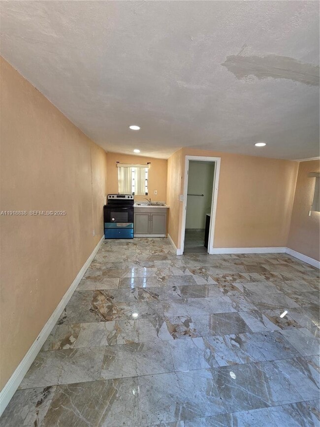 Foto del edificio - 1232 NW 188th Terrace