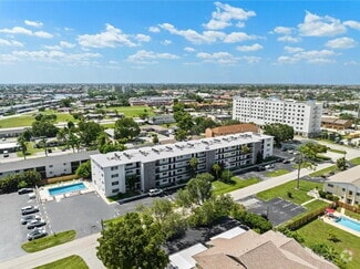 Building Photo - 4906 Victoria Dr