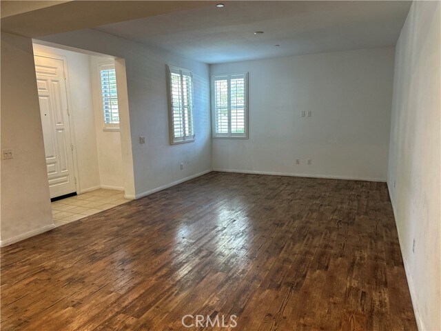 Foto del edificio - 321 S Glendora Ave