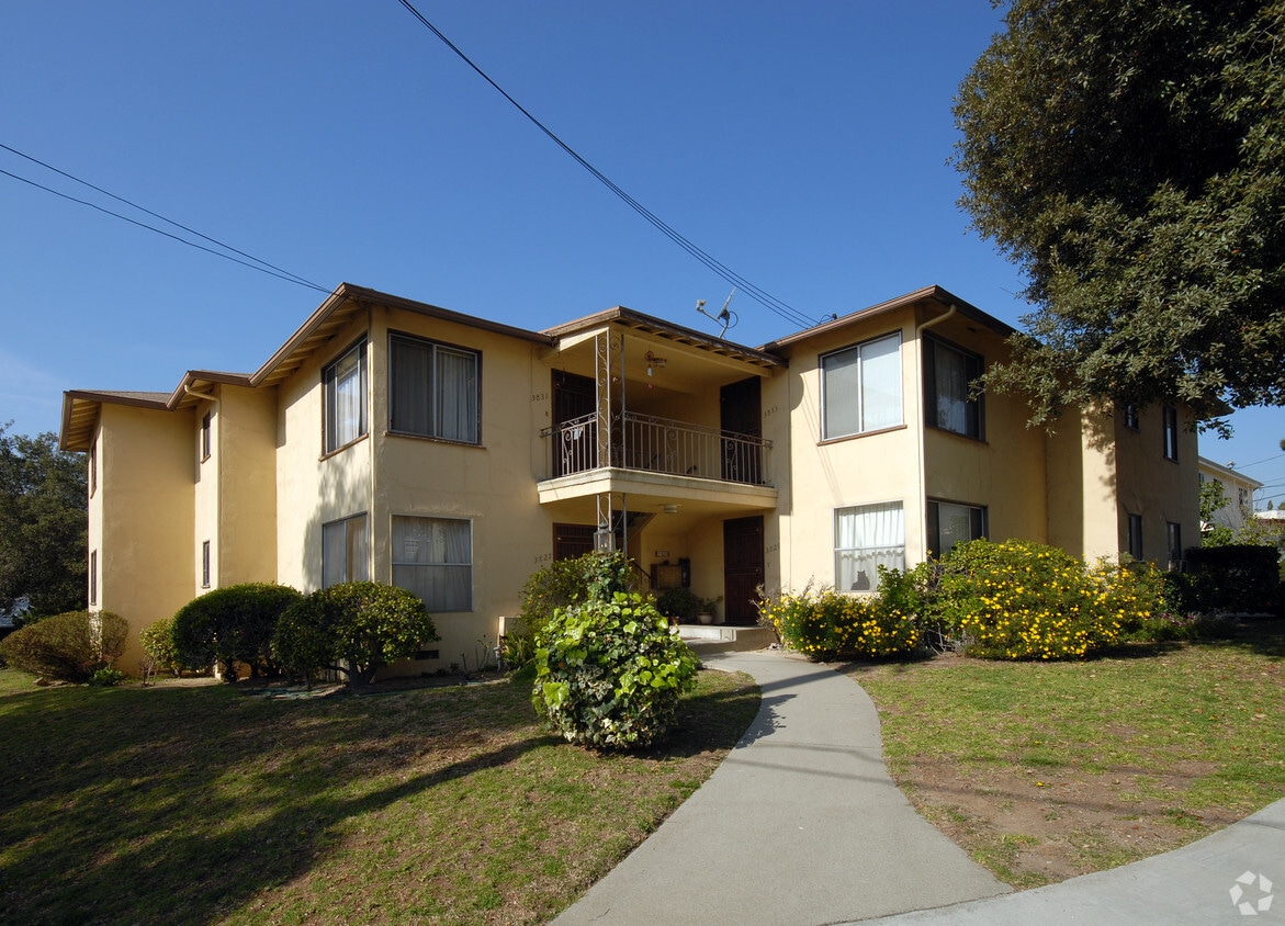 Building Photo - 3815 Orangedale Ave
