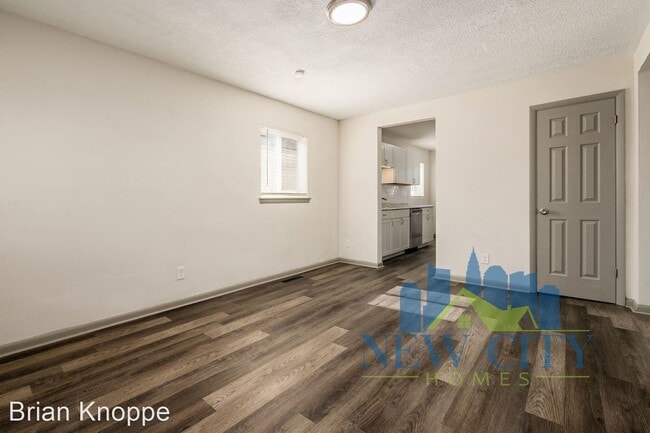 Building Photo - 2 br, 1 bath House - 121 Stevens Avenue