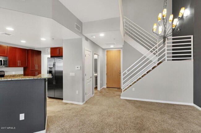 Building Photo - 16 W Encanto Blvd
