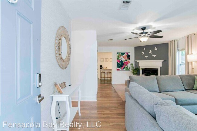 Foto del edificio - 3 br, 1 bath House - 14 Lieutenant St