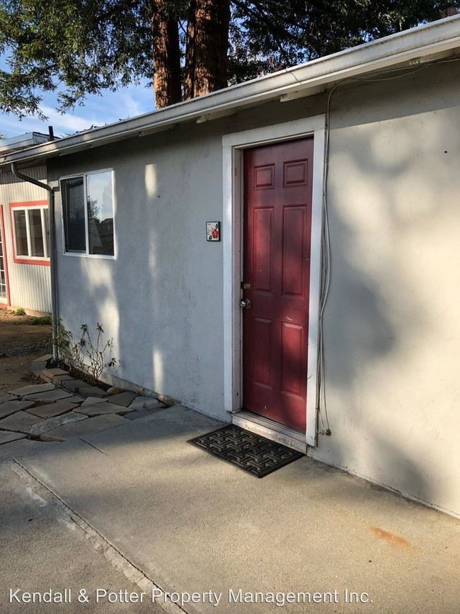 Building Photo - 805 Rosedale Ave