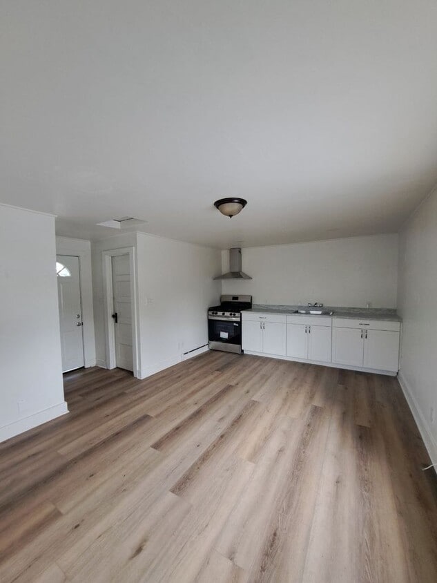 Foto del edificio - 141 E Hedges Ave