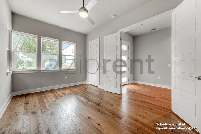 Building Photo - 6016 Seville Dr