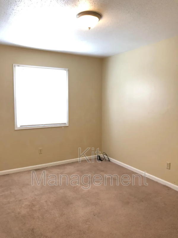 Building Photo - 6053 Kincora Dr
