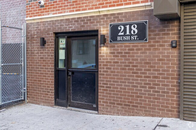 Entrance - 218 Bush St