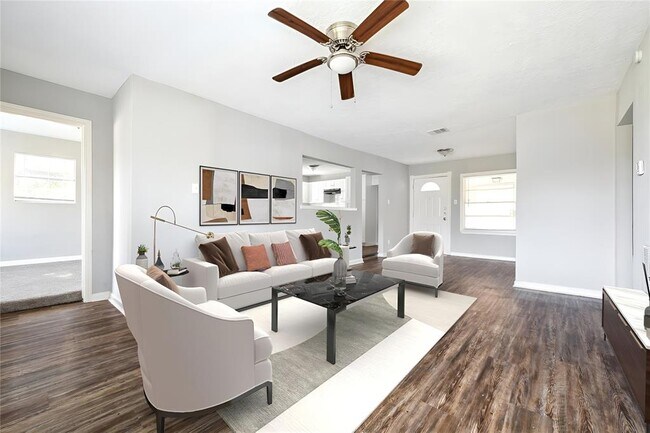 Building Photo - 2101 Norman St